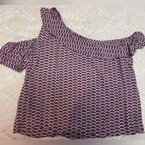 Valija Off-Shoulder Patterned Blouse